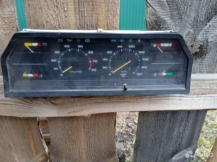 Щиток прибора