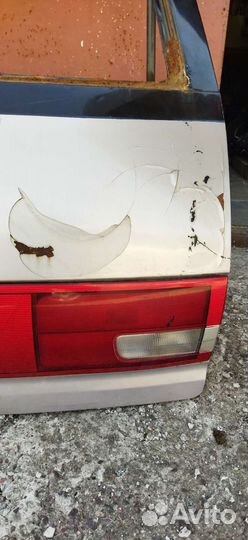 Дверь багажника от Toyota Estima Emina