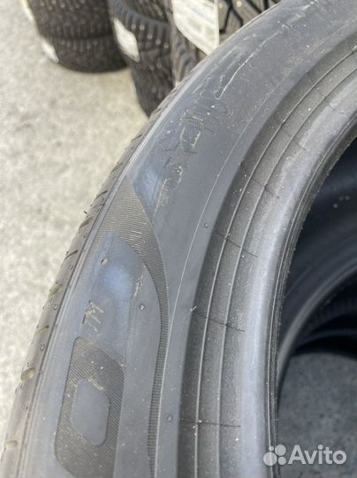 Pirelli P Zero 245/45 R19 и 275/40 R19 102Y