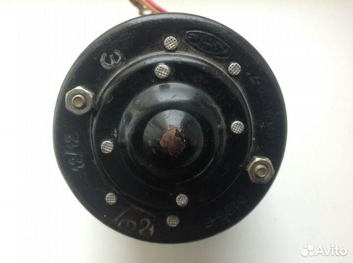 Автомобильный компрессор насос электрический