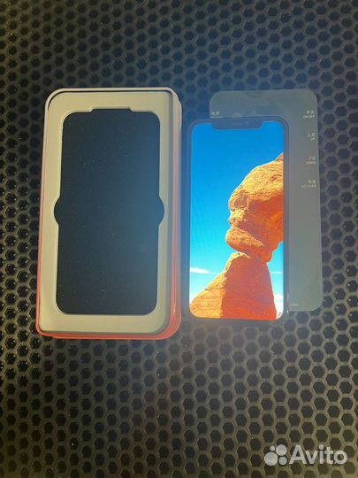 Дисплей iPhone 11