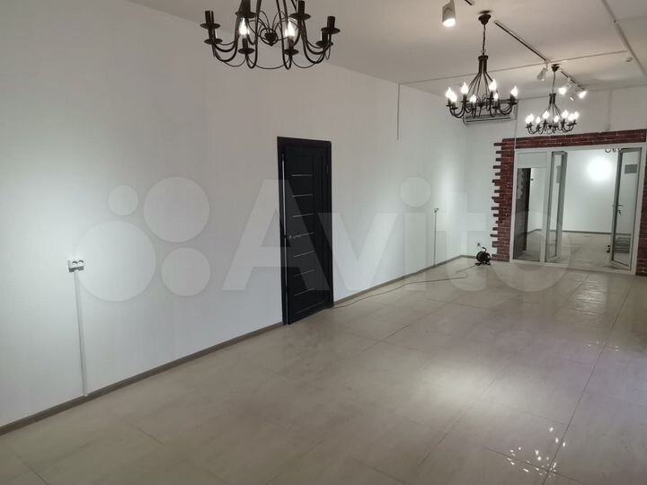 Свободного назначения, 82 м²