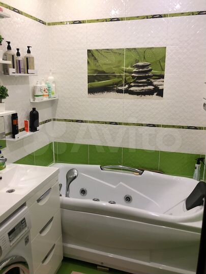 2-к. квартира, 72,3 м², 9/9 эт.