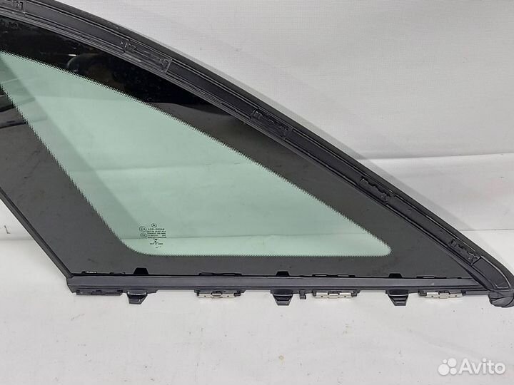 Форточка передней левой двери Mercedes X253 GLC