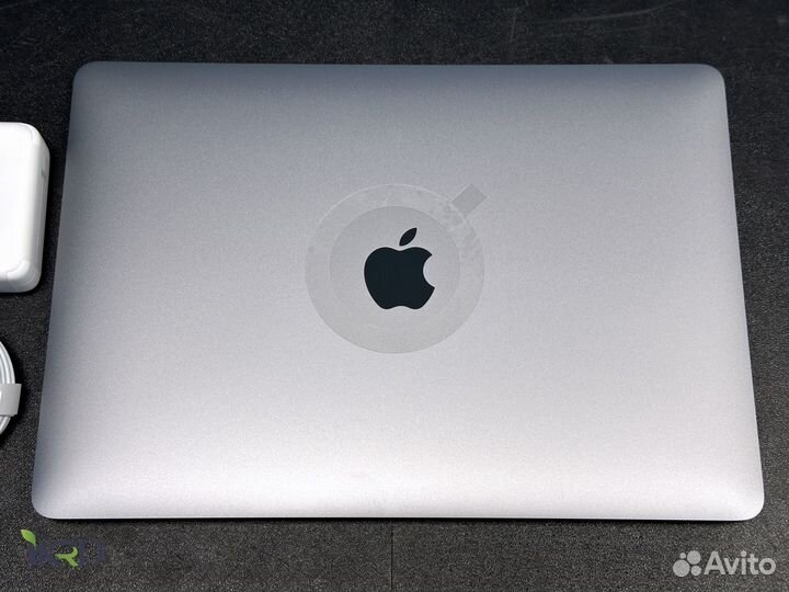 MacBook Air 13 M1 16/1TB (59 циклов) USA