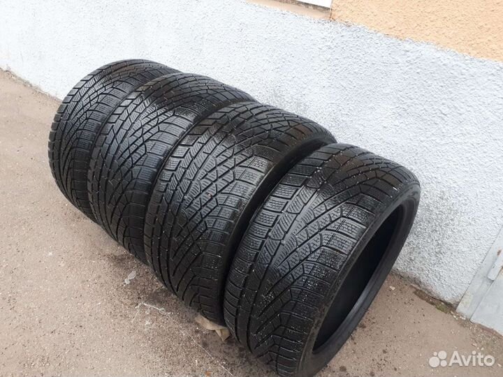 Pirelli P Zero II 255/40 R19