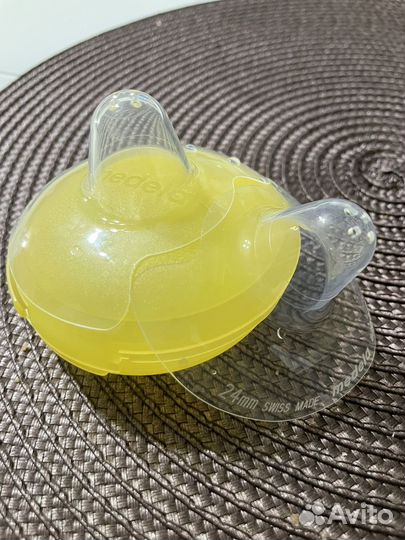 Накладки на грудь medela