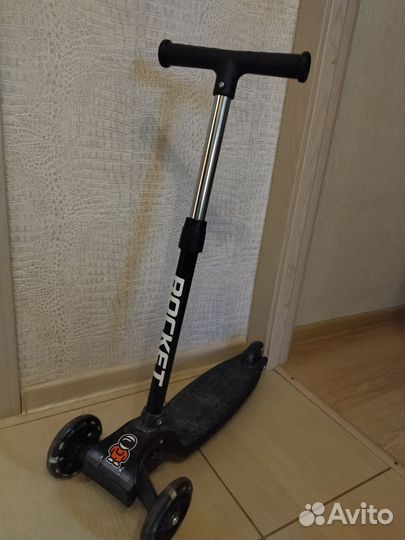 Самокат детский трехколесный
