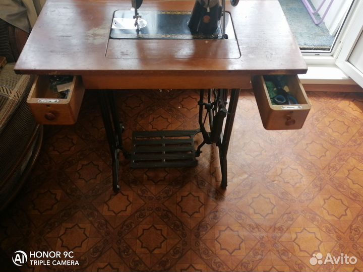 Швейная машинка