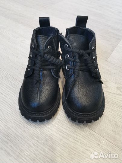 Ботинки детские демисезон 22 размер
