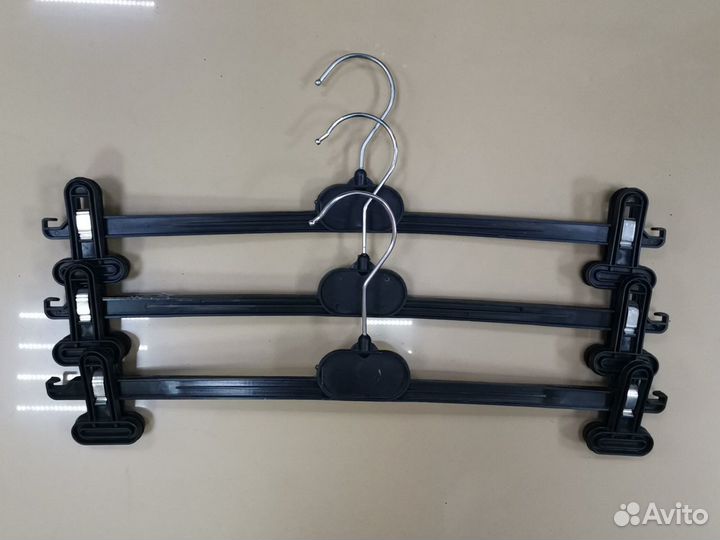 Вешалки для брюк (юбок)