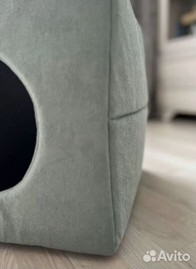 Домик лежанка для кошки и собаки