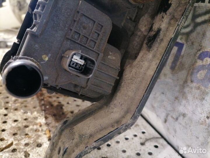 Абсорбер Toyota Camry v50 2.5 USA