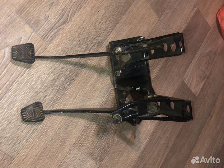 Педали от Chevrolet niva