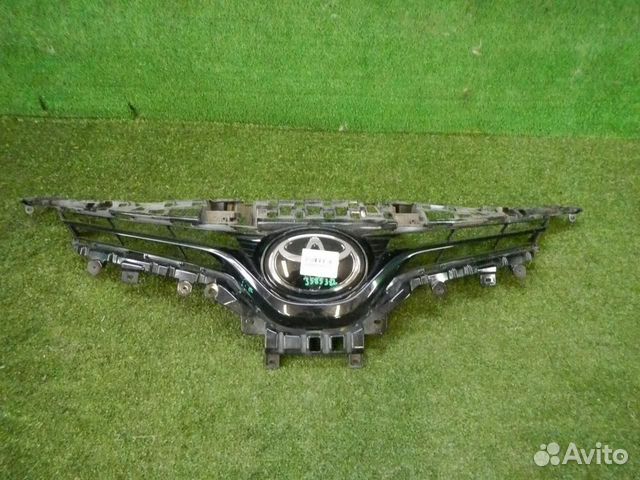Решетка радиатора Toyota Camry xv70 (2018-2021)