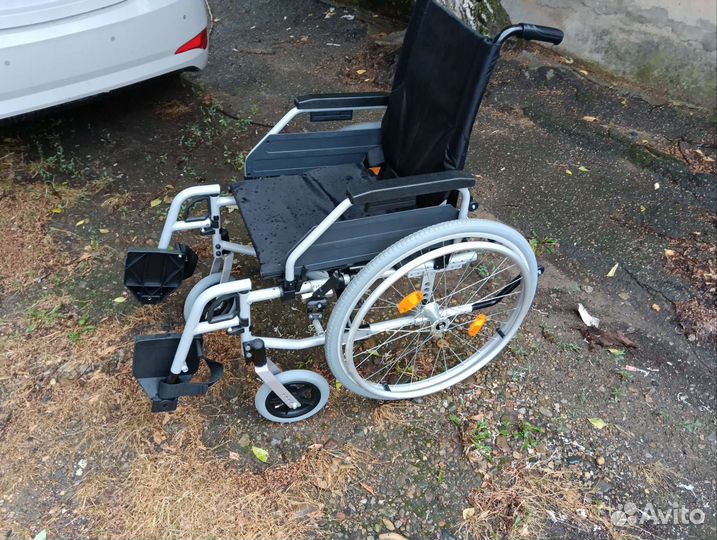 Инвалидная коляска новая