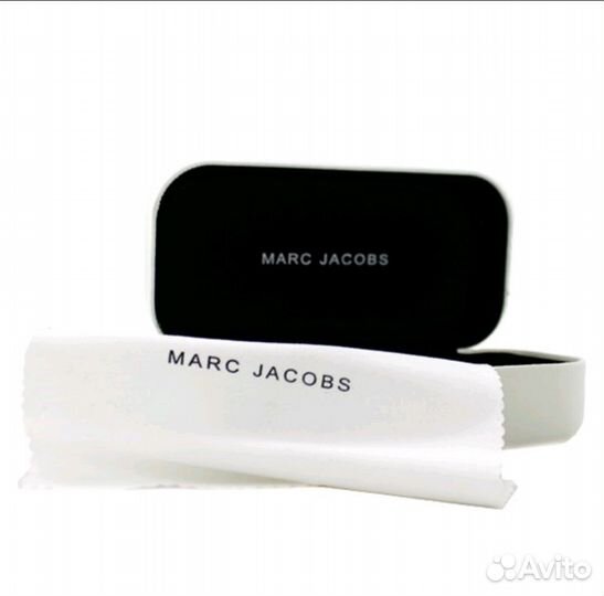 Брендовые чехлы для очков