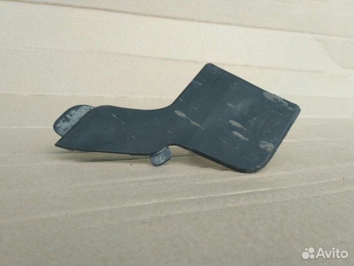 Брызговик задний левый Volkswagen Passat Cc 1.8