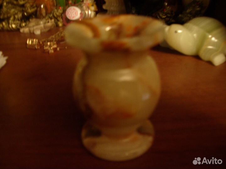 Подсвечник из камня оникс