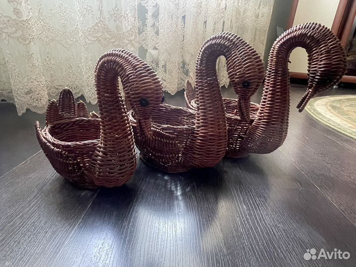 Корзины Лебеди