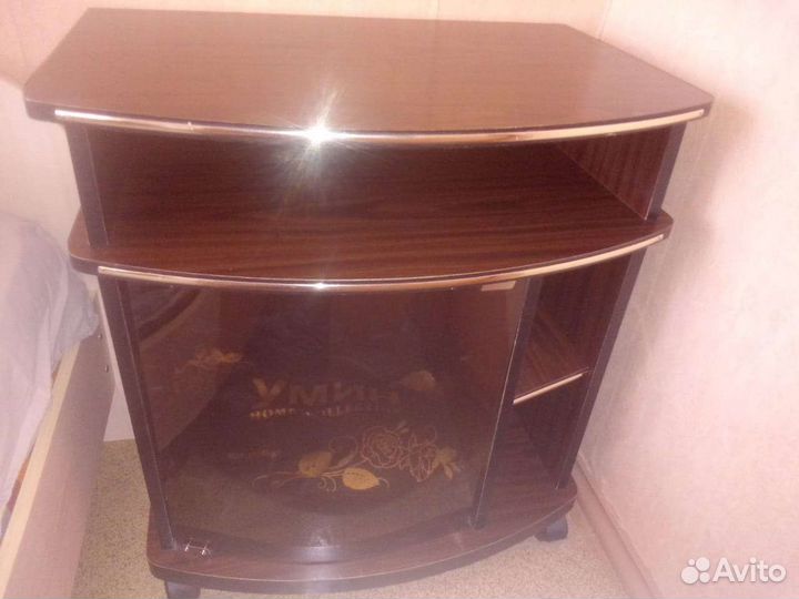 Тумба под телевизор