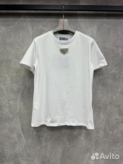 Футболка Prada женская 2 цвета