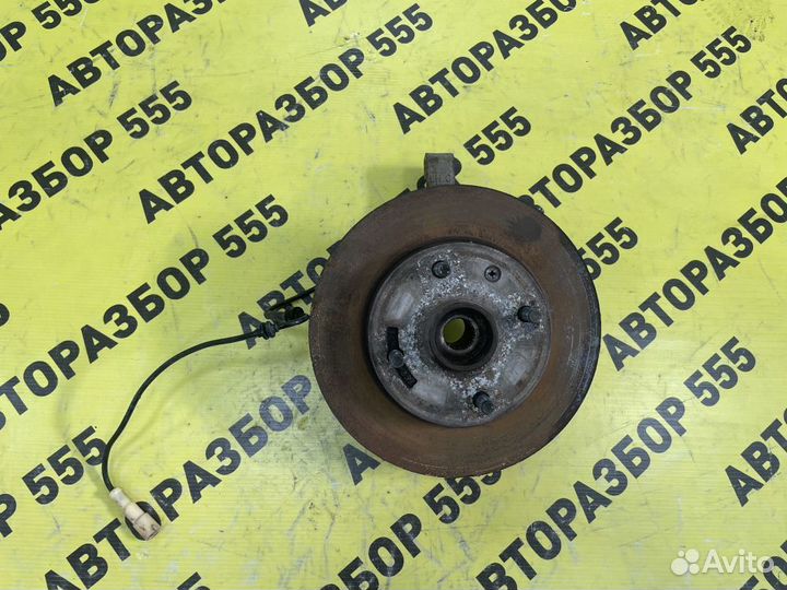 Кулак передний левый Chevrolet Lacetti