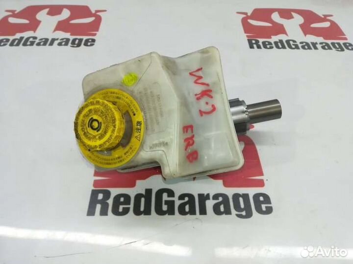 Главный тормозной цилиндр Jeep Grand Cherokee WK2