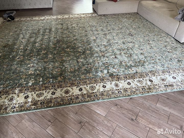 Ковер шелковый