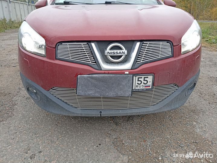 Решетка радиатора на nissan qashqai