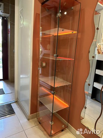 Продается витрина