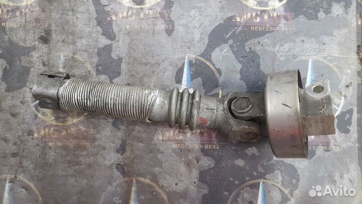 Мерседес E-Класс Кардан рулевой