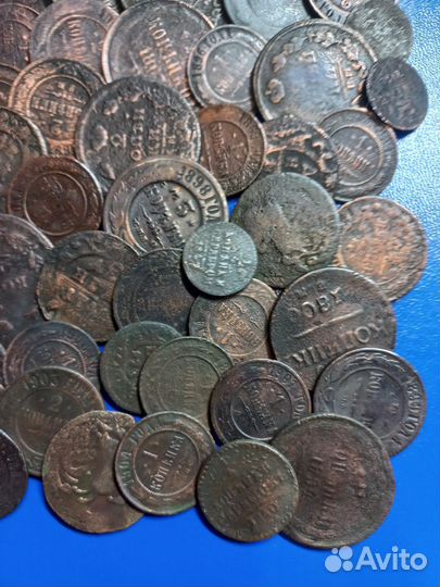 Куча царских монет