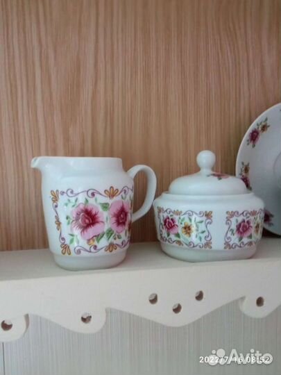 Сервиз чайно - кофейный