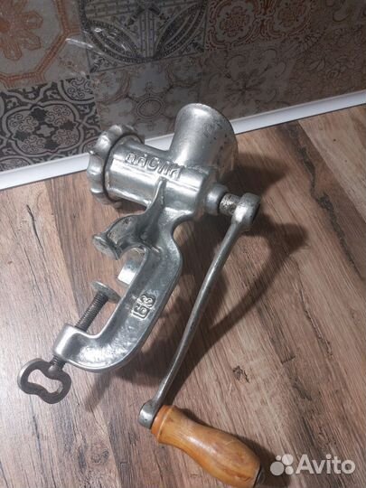 Мясорубка ручная СССР чугунная
