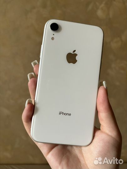 iPhone Xr, 64 ГБ