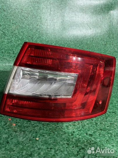 Фонарь задний правый Skoda Octavia A7 1.6