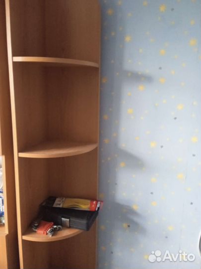 Угловая полка