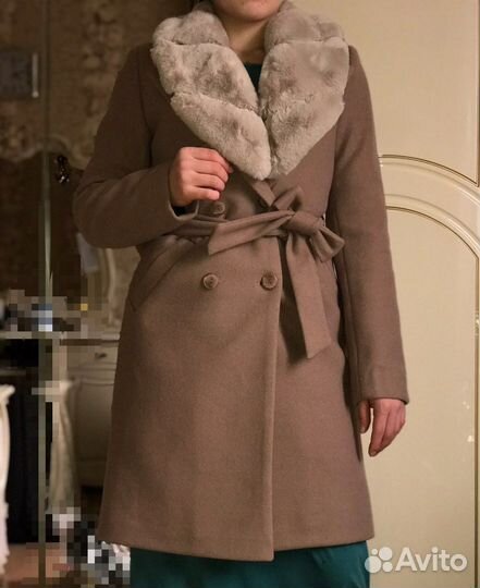 Пальто женское 44