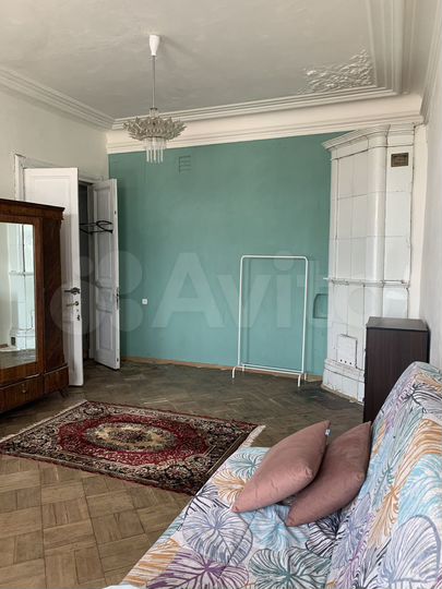 Комната 28 м² в 7-к., 6/6 эт.