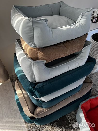 Лежанка для собак и кошек