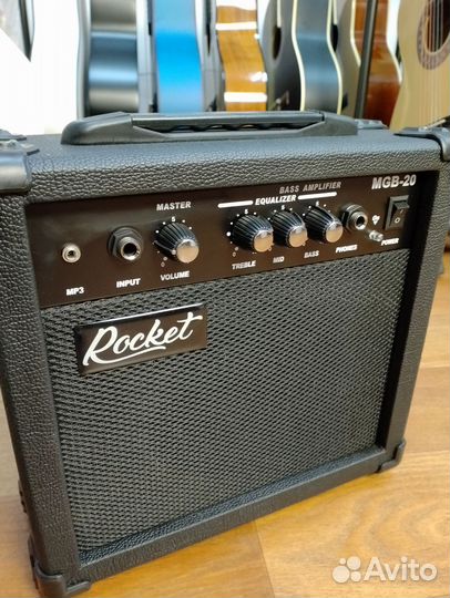 Новый комбоусилитель для бас гитары Rocket MGB-20