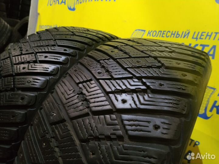 Goodyear Ultragrip Ice Arctic 215/55 R16