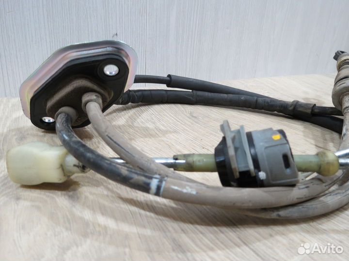 Трос кпп Kia Rio 3