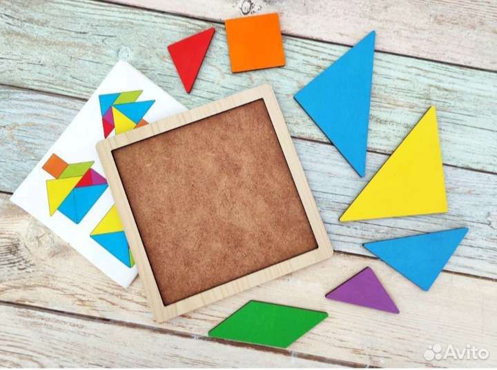 Детские книги и настольные игры пакетом