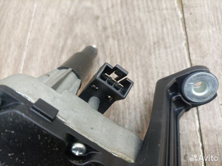 Мотор дворников задний Opel Astra J хетчбэк 5дв