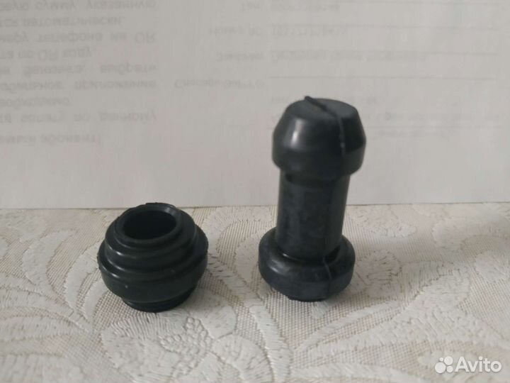 Пыльник направляющей суппорта Regulmoto