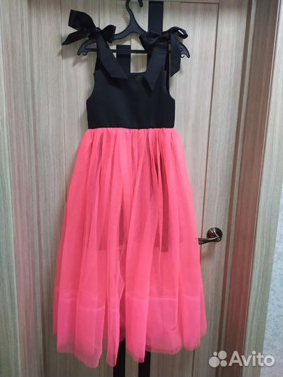 Платье 40-42 размера