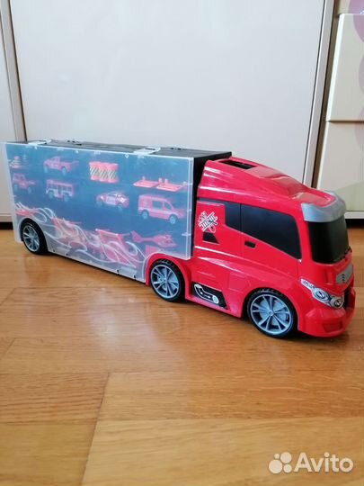Игрушка трейлер-гараж с машинками