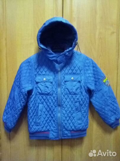Куртка на мальчика 5-6 лет,осень-весна